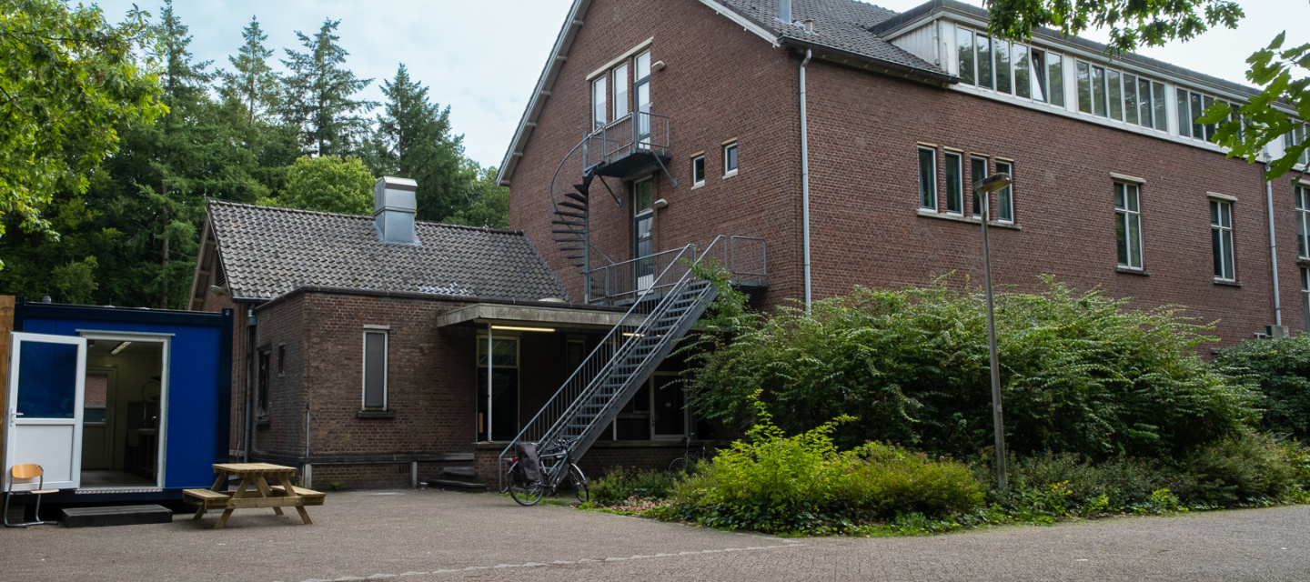 opvang baarn amv