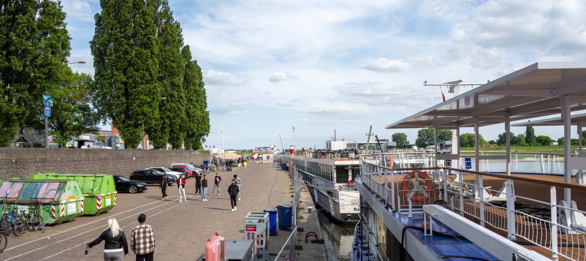 coa locatie arnhem nieuwe kade met boten