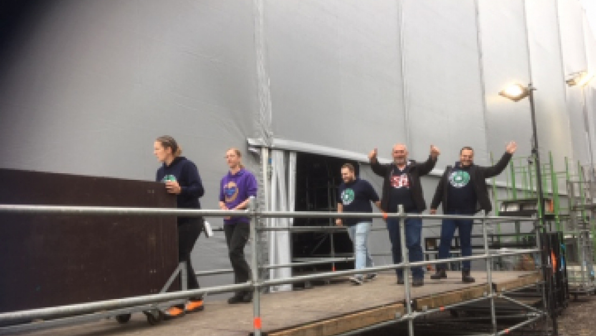 mensen backstage Lowlands