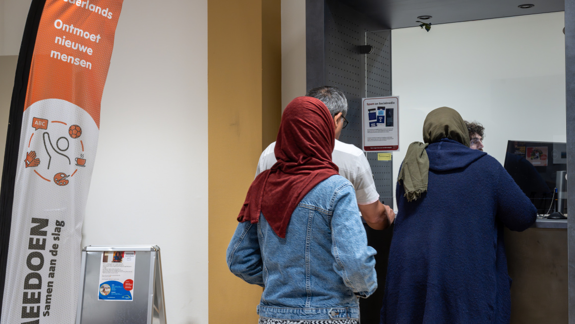 Meedoenbalie en infobalie op coa locatie Nijmegen