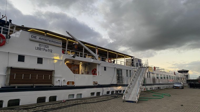 Passagiersschip in Vlaardingen