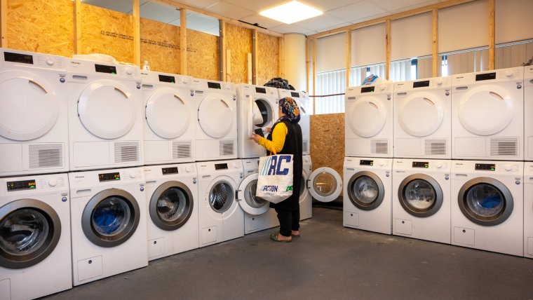 wasmachines noodopvang bewoner