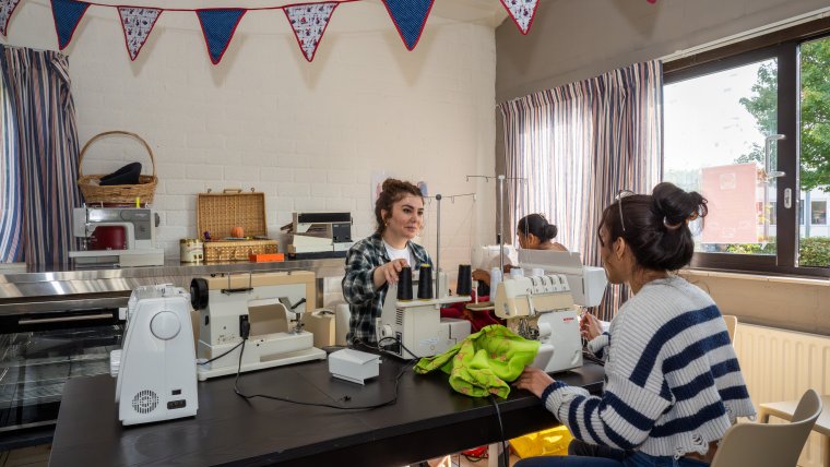 Naailes voor vrouwen op coa locatie Dronten