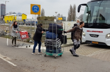 verhuizende mensen