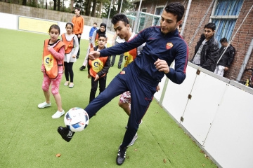 Touzani doet een baltruukje