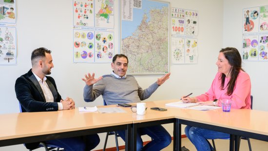 Wais Baraki, meneer Mouhmad en Alice van Rhee